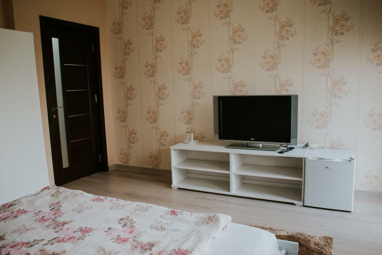 Hotel-Restaurant Milenium Salonta Zewnętrze zdjęcie
