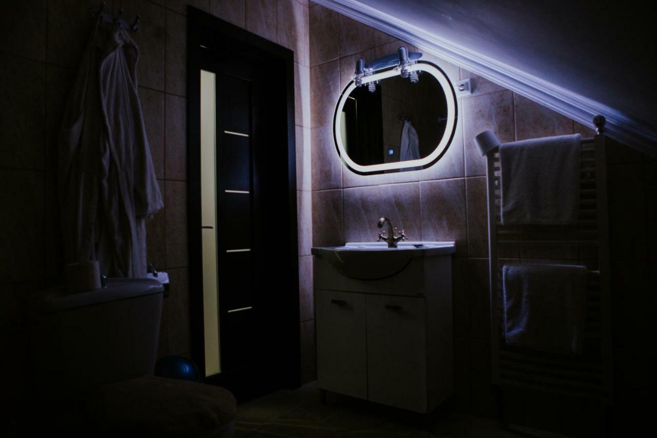 Hotel-Restaurant Milenium Salonta Zewnętrze zdjęcie